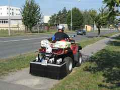 Weed Seeker pro údržbu parkových cest (1) (zobrazeno 113x)
